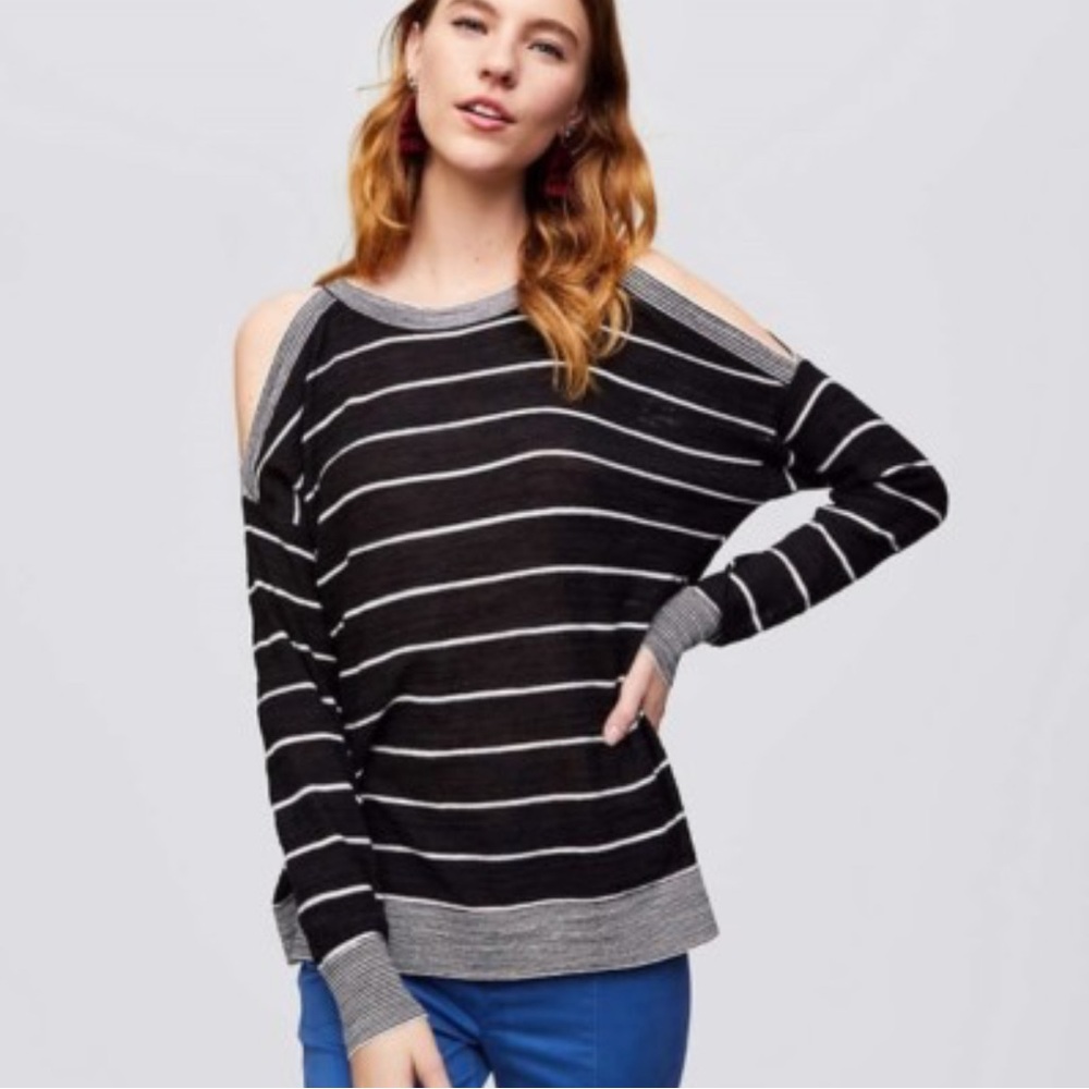 LOFT Black and Gray Cold Shoulder Sweater XXL euc